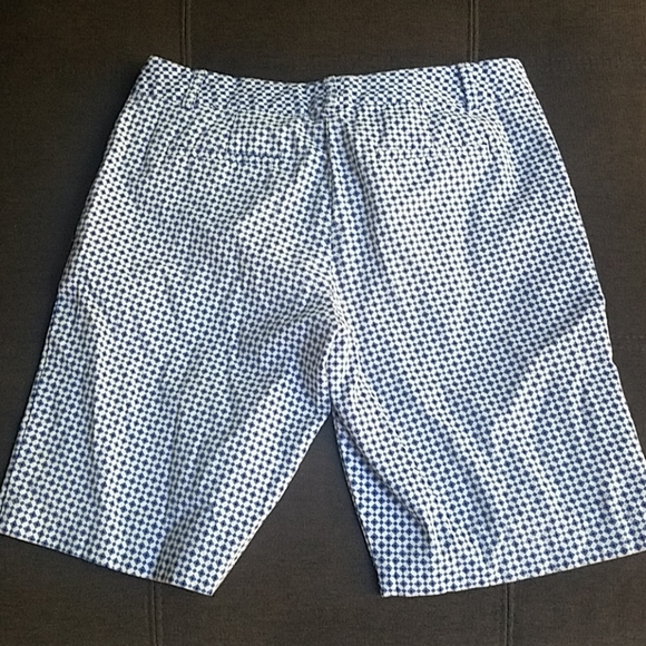 Ladies Izod Shorts - Picture 3 of 4
